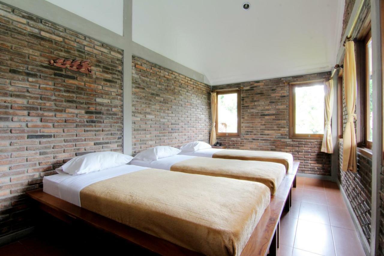 Hotel Disaster Oasis Kaliurang Esterno foto